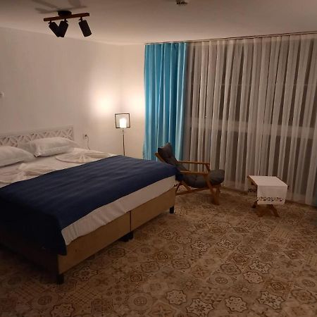Apelles Butik Otel Сеферихисар Экстерьер фото